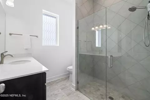 Bath - 63 Braddock Ct, Saint Augustine, FL 32092 photo 6 of 7