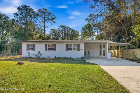1995 E Burkholder Cir, Jacksonville, FL 32216