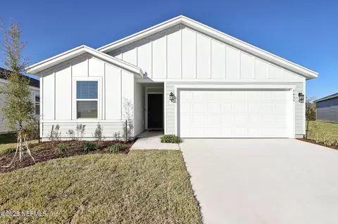 7450 Everett Forest Dr, Jacksonville, FL 32218