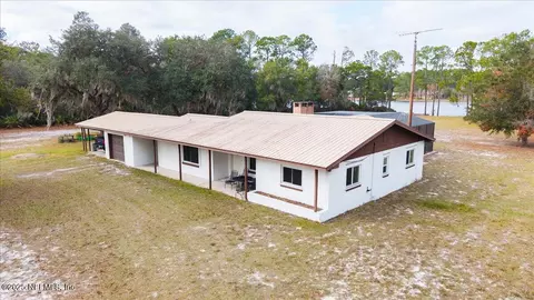 124 Jayme Ln, Crescent City, FL 32112