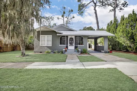 510 S 19th St, Palatka, FL 32177