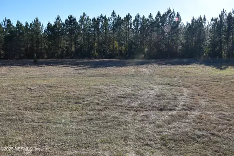 56695 Davis Rd, Callahan, FL 32011