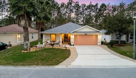 233 N Aberdeenshire Dr, Saint Johns, FL 32259