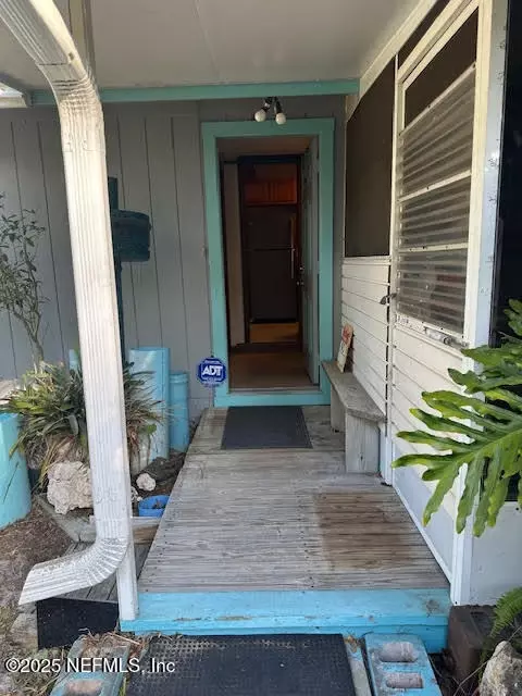 8104 Mcglothlin St, Jacksonville, FL 32210