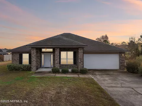 53072 Clear Lake Dr, Callahan, FL 32011