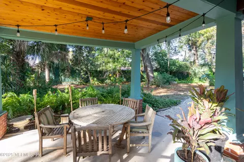 Exterior - 8 Park Ave, Saint Augustine, FL 32084 photo 9 of 13