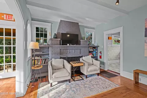 Living - 8 Park Ave, Saint Augustine, FL 32084 photo 2 of 4