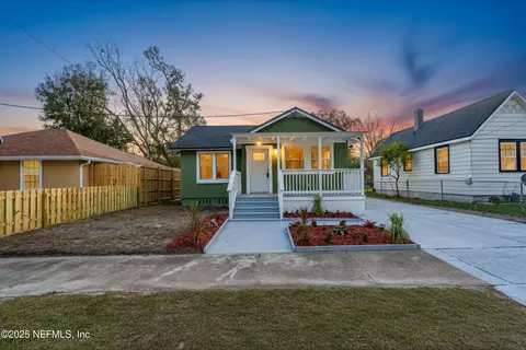 140 E 45th St, Jacksonville, FL 32208