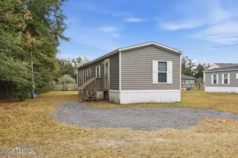 524 W Railroad Ave W, Macclenny, FL 32063