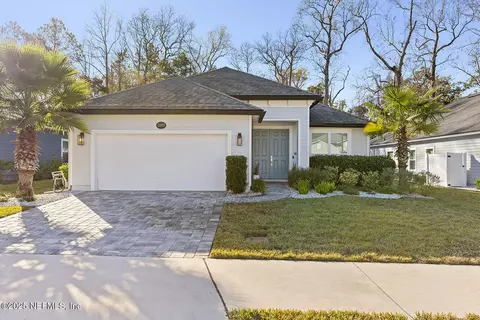 2692 Daylily Ln, Jacksonville, FL 32226
