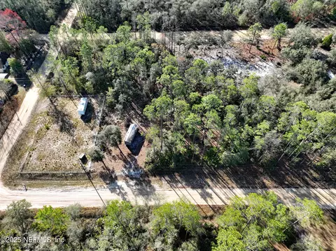117 Glisson St, Interlachen, FL 32148 photo 17