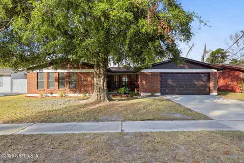 521 Clermont Ave S, Orange Park, FL 32073
