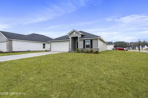 8223 Helmsley Blvd, Jacksonville, FL 32219