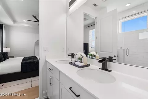 Bath - 492 Rum Runner Way, Saint Johns, FL 32259 photo 1 of 2
