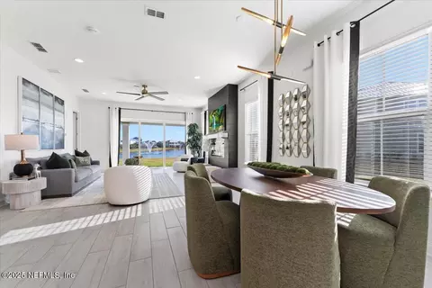 Dining - 492 Rum Runner Way, Saint Johns, FL 32259 photo 1 of 2