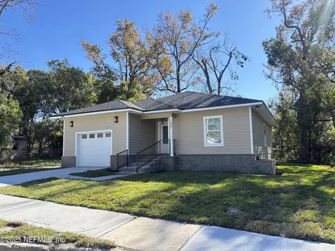 1992 W 20th St, Jacksonville, FL 32209