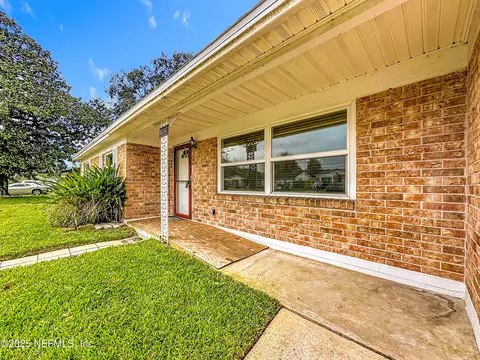 8157 Galaxie Dr, Jacksonville, FL 32244