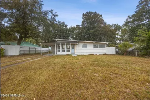 6227 Sprinkle Dr N, Jacksonville, FL 32211