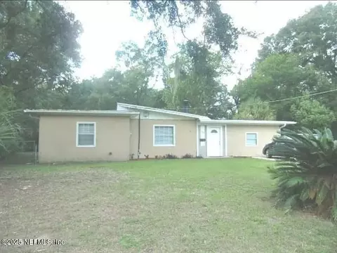 3340 Peach Dr, Jacksonville, FL 32246