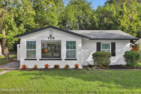 3139 Phyllis St, Jacksonville, FL 32205