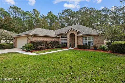 628 Misty Morning Ct, Jacksonville, FL 32218