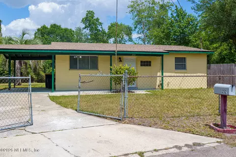 2521 Chris Ct, Jacksonville, FL 32210