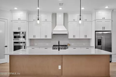 Kitchen - 40 Sparrow Creek Dr, Saint Augustine, FL 32092 photo 2 of 6