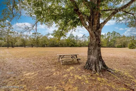 01 Hogarth Rd, Green Cove Springs, FL 32043