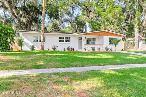 1115 Sebago Ave S, Atlantic Beach, FL 32233