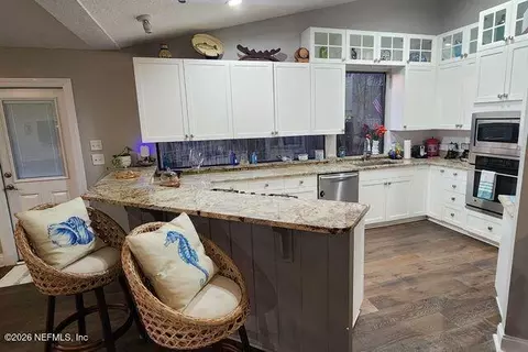 Kitchen - 16039 Shellcracker Rd, Jacksonville, FL 32226 photo 3 of 4