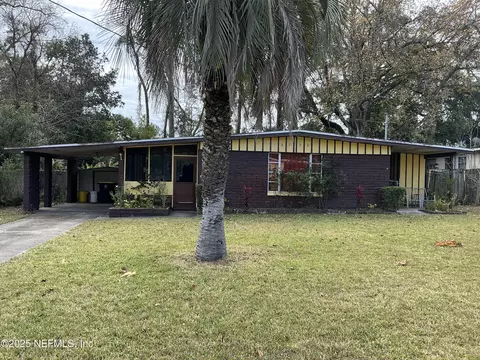 6734 Cherbourg Ave, Jacksonville, FL 32205