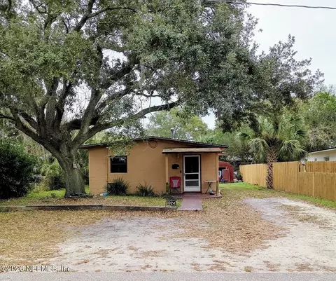 1024 S 9th St, Fernandina Beach, FL 32034