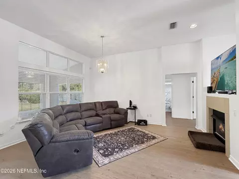 Living - 976 Deer Chase Dr, Saint Augustine, FL 32086 photo 1 of 1