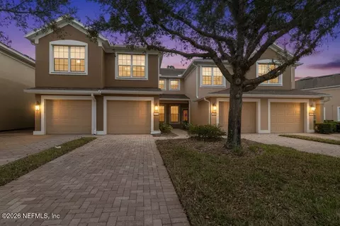 8757 Little Swift Cir #22F, Jacksonville, FL 32256