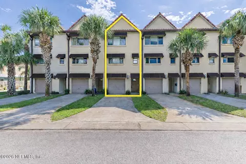 445 8th Ave N #D, Jacksonville Beach, FL 32250