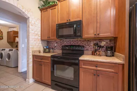 Kitchen - 97447 Bluff View Cir, Yulee, FL 32097 photo 2 of 2