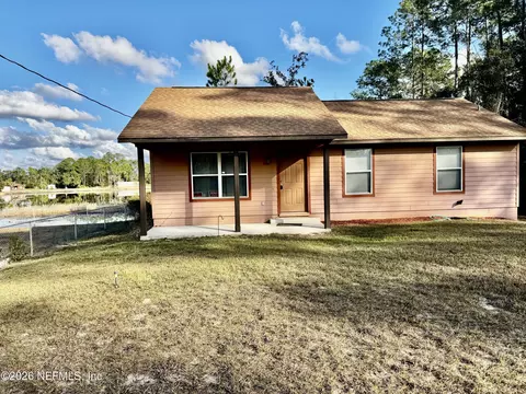 146 Tyler Ave, Interlachen, FL 32148