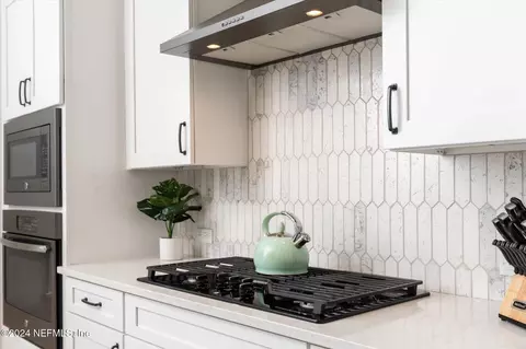 Kitchen - 80 Ferrol Rd, Saint Augustine, FL 32084 photo 4 of 4
