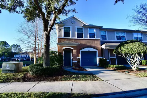 5872 Pavilion Dr, Jacksonville, FL 32258