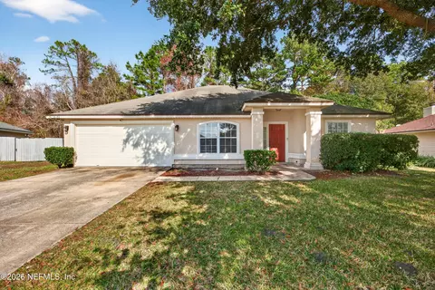 14262 Crestwick Dr W, Jacksonville, FL 32218