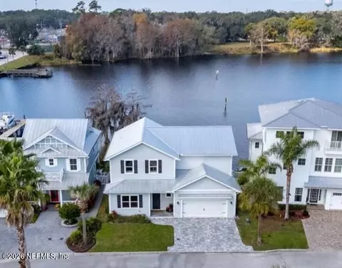 116 Yacht Club Pt, Green Cove Springs, FL 32043