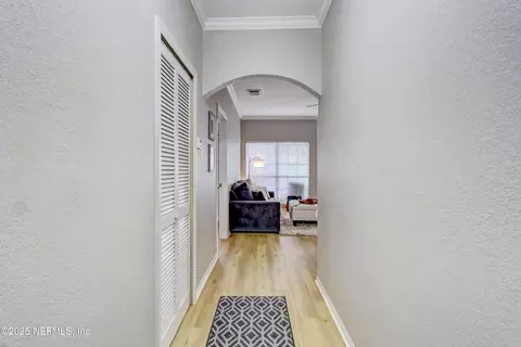 10961 Burnt Mill Rd #328, Jacksonville, FL 32256