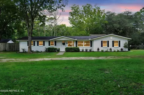 2050 Laurel Dr, Middleburg, FL 32068