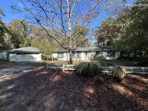 6116 Trout St, Melrose, FL 32666