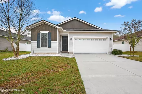 1062 Persimmon Dr, Middleburg, FL 32068