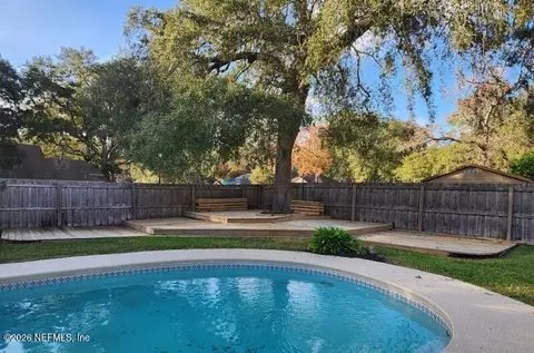 1424 Panther Run Rd, Jacksonville, FL 32225