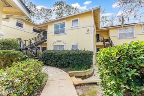 1800 The Greens Way #609, Jacksonville Beach, FL 32250