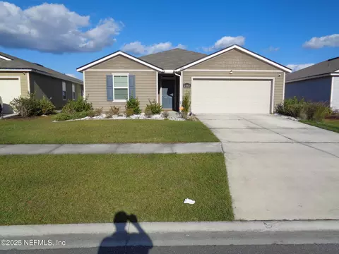2465 Oak Stream Dr, Green Cove Springs, FL 32043
