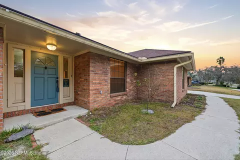 954 Lakeridge Dr, Orange Park, FL 32065