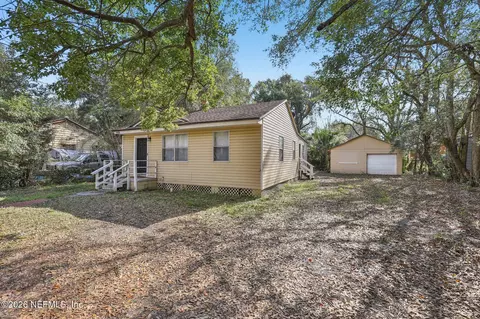 3158 3rd Street Cir N, Jacksonville, FL 32254